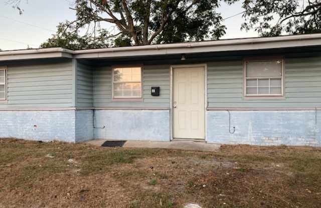 Biloxi 2 Bedroom Gallery 1