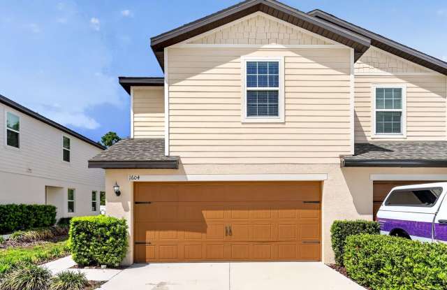3BR Townhome in Tavares with Open Floor Plan & Community Playground photos photos 3BR Townhome in Tavares with Open Floor Plan & Community Playground photos photos