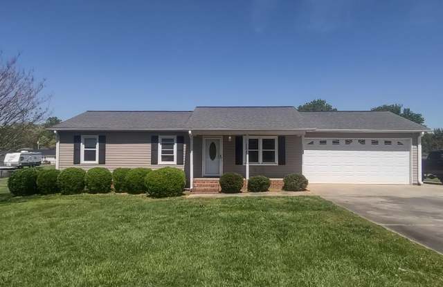 Charming 3-Bed, 2-Bath Home with Fenced Yard and Garage – 42 Kirk St, Thomasville photos photos