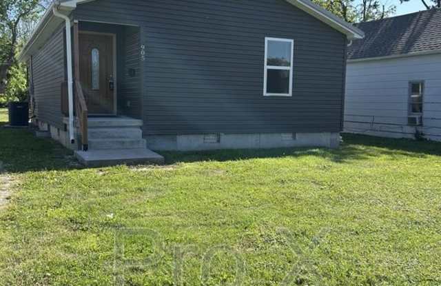 905 W. 3rd - 905 West 3rd Street, Pittsburg, KS 66762