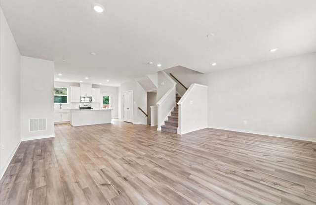 3 B/2.5B Townhome in Downingtown School District Gallery 4