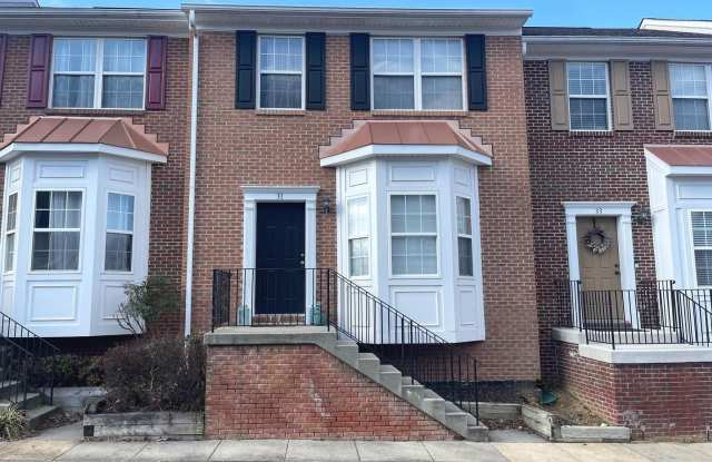 FREDERICKSBURG TOWNHOME - MINUTES TO VRE AND DOWNTOWN FREDERICKSBURG photos photos