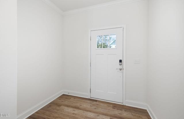 227 E Porthaven Way Gallery 4