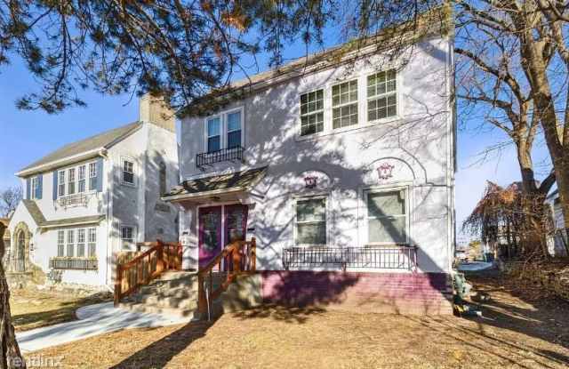 3925 Cedar Ave S Upper - 3925 Cedar Avenue South, Minneapolis, MN 55407