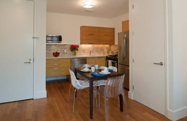 301 Sullivan Pl. Gallery 2