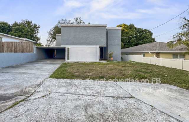 2115 W Ivy St photos photos