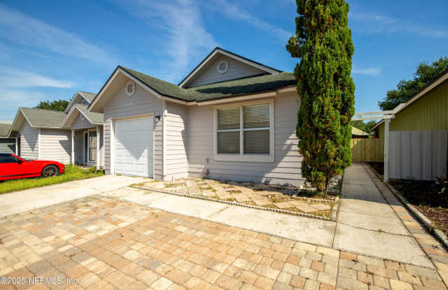 8795 IVEY Road Gallery 3