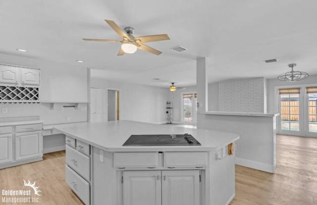 5715 North 41st Drive photos photos