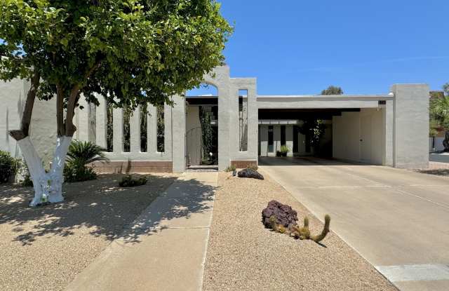 8768 E Via De Dorado -- photos photos