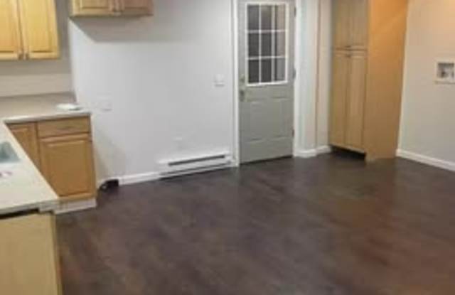 319 Chapman Dr photos photos