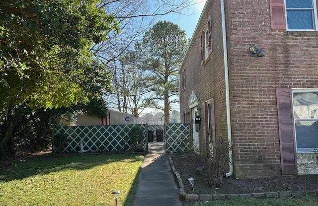 753 Lake Edward DR photos photos