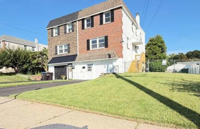 1612 TREMONT Avenue Gallery 1