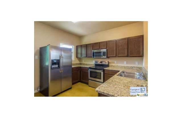 572 Advantage Drive Gallery 4