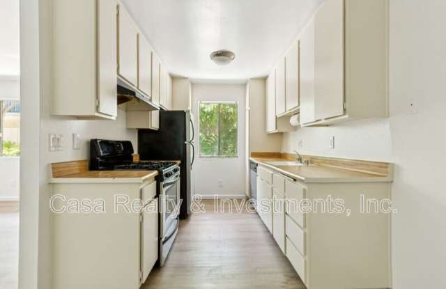 8800 Cedros Ave. Gallery 3