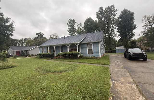 7308 Pine Bluff Circle Gallery 1