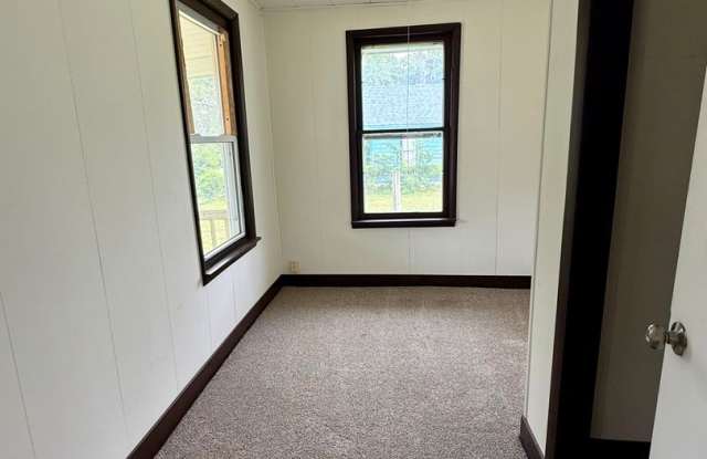 3 bedroom / 2 bath Gallery 3