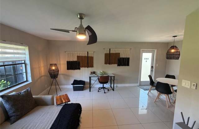 608 NE 29th Drive Gallery 2