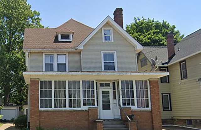 116 11th St Ne - 116 11th Street Northeast, Massillon, OH 44646