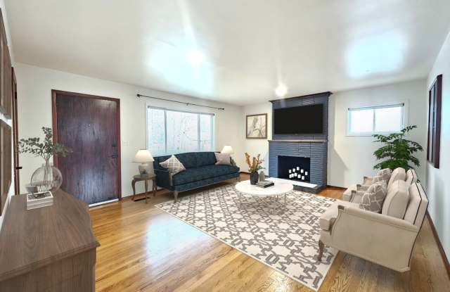 $2,150 - 3 Bed / 2 Bath Rancher Home in Perry District photos photos