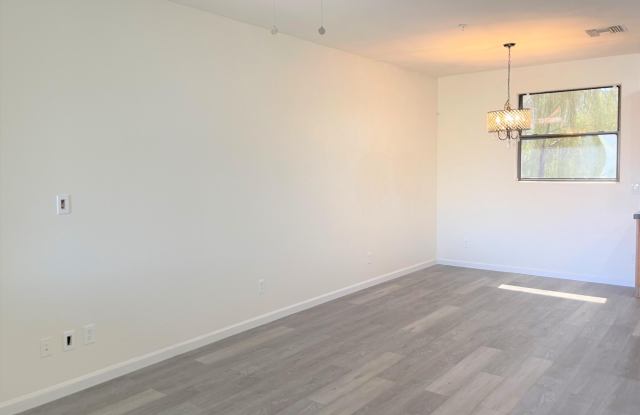 112 W Milada Drive Gallery 4