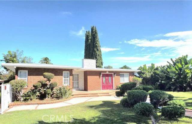 9381 Nichols Drive Gallery 1