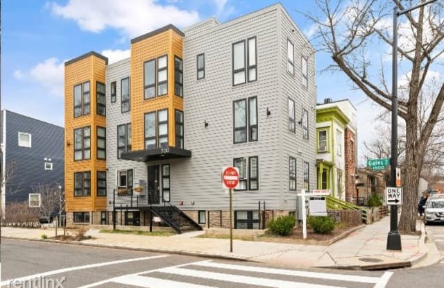 700 16th St NE 2 - 700 16th Street Northeast, Washington, DC 20002