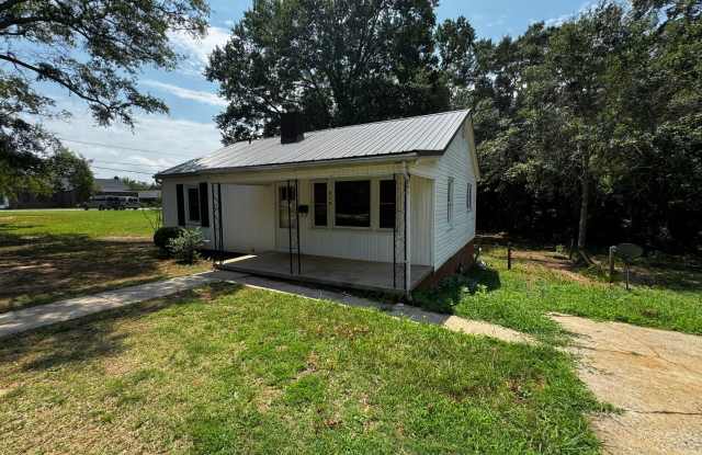 3 bedroom w/ 1 bath home in Shelby, NC photos photos