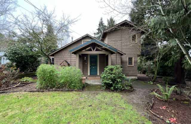 Vintage Urban Farmhouse 3 Bd 1 Bath home! Large bonus room  Balcony! Surrounded by trees on large lot! Gardens  Deck! photos photos