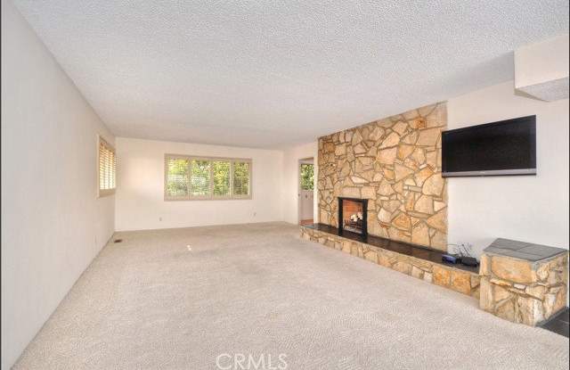 904 Emerald Bay Gallery 3