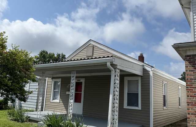 1263 Dayton St photos photos