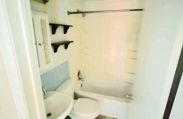 240 36th Ave N photos photos
