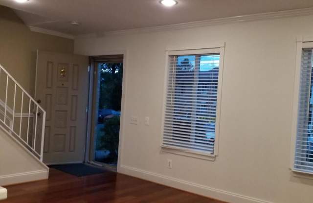 9516 TIPPETT Lane Gallery 2
