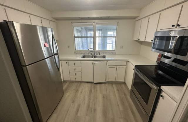 30 Riverview Dr Gallery 4
