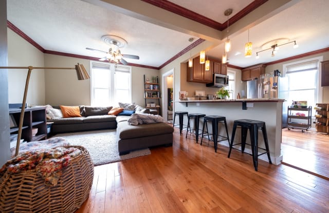 801 Lowry Ave. NE photos photos