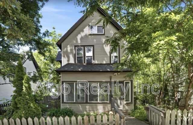 2923 North Girard Avenue Gallery 1