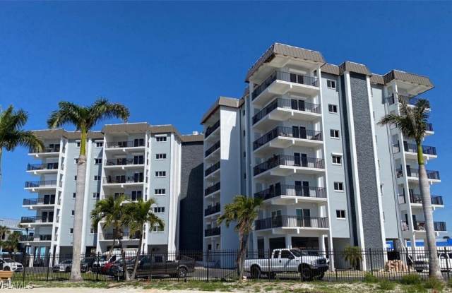 1511 Estero Boulevard unit: 504 photos photos