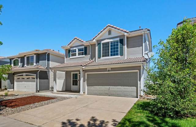 Spacious 3 Bedroom Home with Loft, 2-Car Garage & Fenced Yard in Green Valley Ranch photos photos Spacious 3 Bedroom Home with Loft, 2-Car Garage & Fenced Yard in Green Valley Ranch photos photos