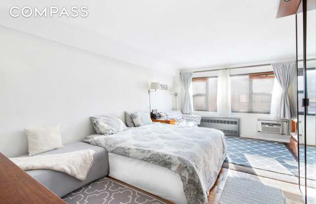 335 East 51st Street photos photos