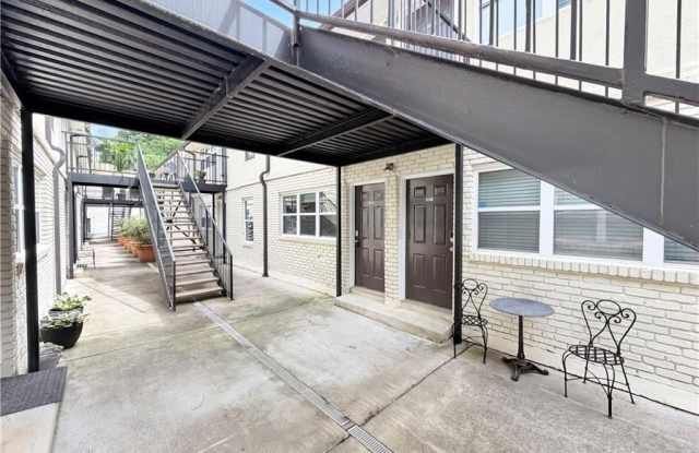 48 Peachtree Avenue Gallery 2