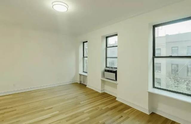 320 E 58th St photos photos