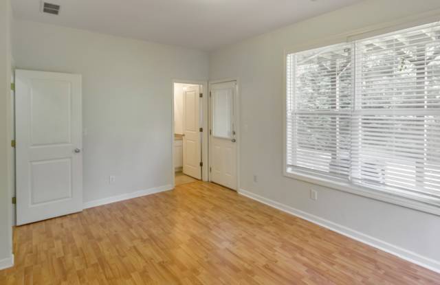 3214 Greenwood Oak Drive - 1 Gallery 4