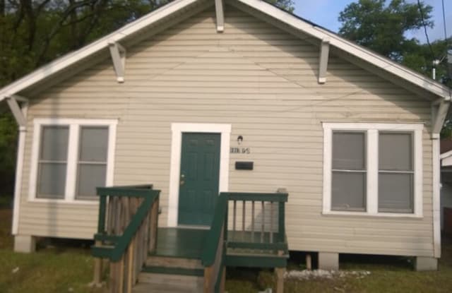 1917 Hill Street - 1917 Hill St, Lufkin, TX 75904