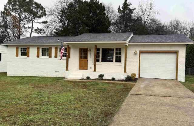 1002 Parcus Road - 1002 Parcus Road Southeast, Huntsville, AL 35803