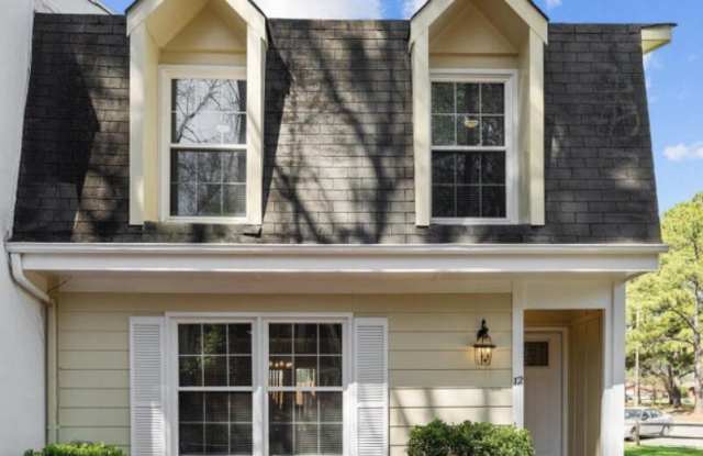 126 Oakmont Drive unit: 12 photos photos