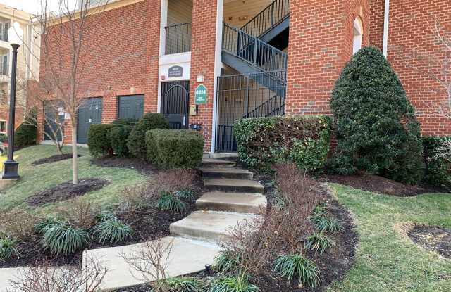 4854 EISENHOWER AVENUE 352 - 4854 Eisenhower Ave, Alexandria, VA 22304