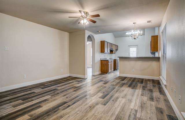 6325 Benavides Drive Gallery 4