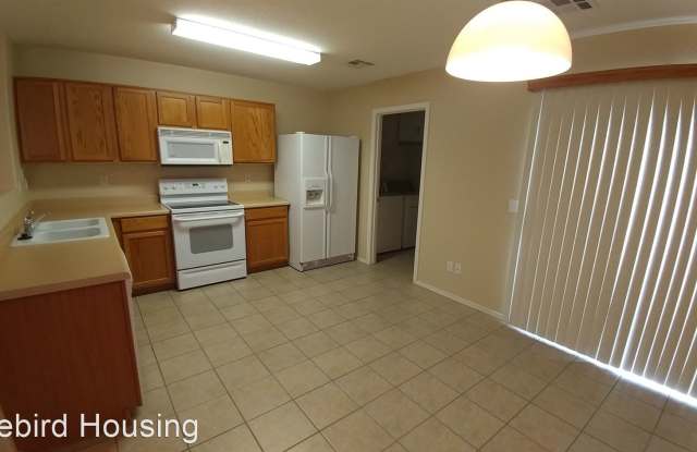 5843 E Everhart Lane Gallery 3
