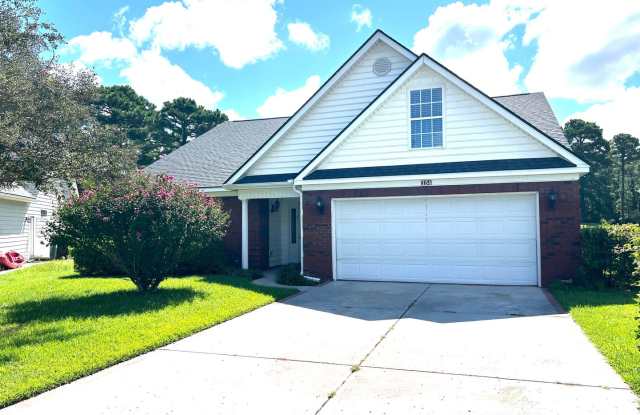 BEAUTIFUL FOUR-BEDROOM HOME LOCATED IN BURNING RIDGE! AVAILABLE NOW! Gallery 3