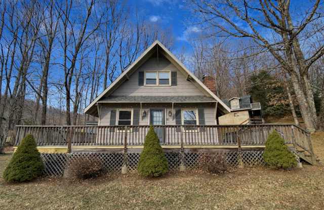 Light-Filled 3BR Home with Wraparound Deck, Convenient to Town photos photos