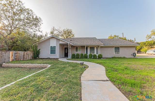 1102 End O Trail - 1102 End O Trail, Harker Heights, TX 76548